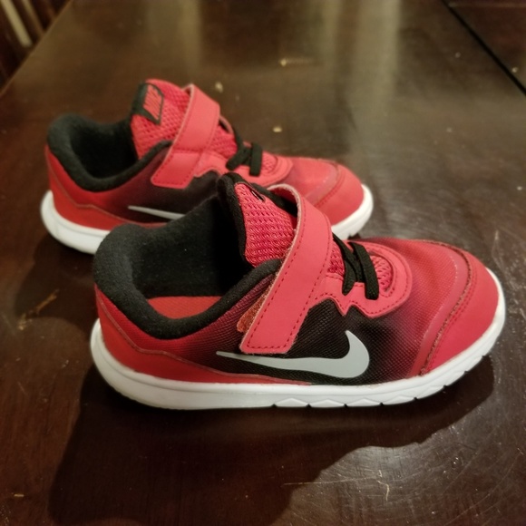 nike size 4 toddler